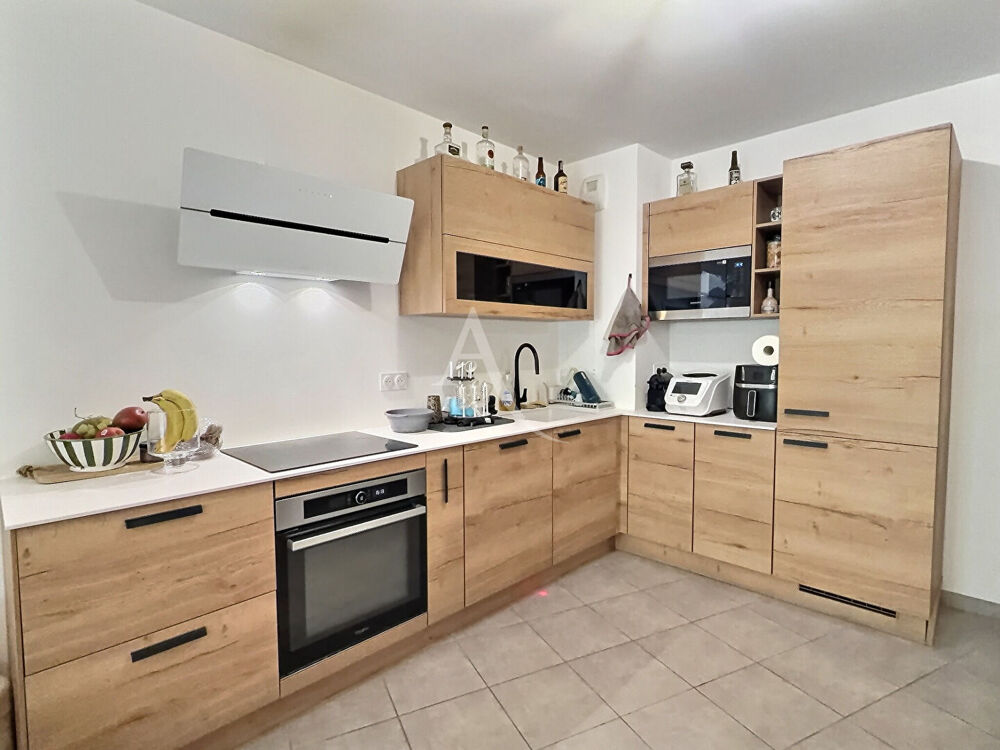 Vente Appartement Les Accates- Résidence de 2022- Appartement T3 60 m2 avec terrasse de 17 m2 et box en sus Marseille 11