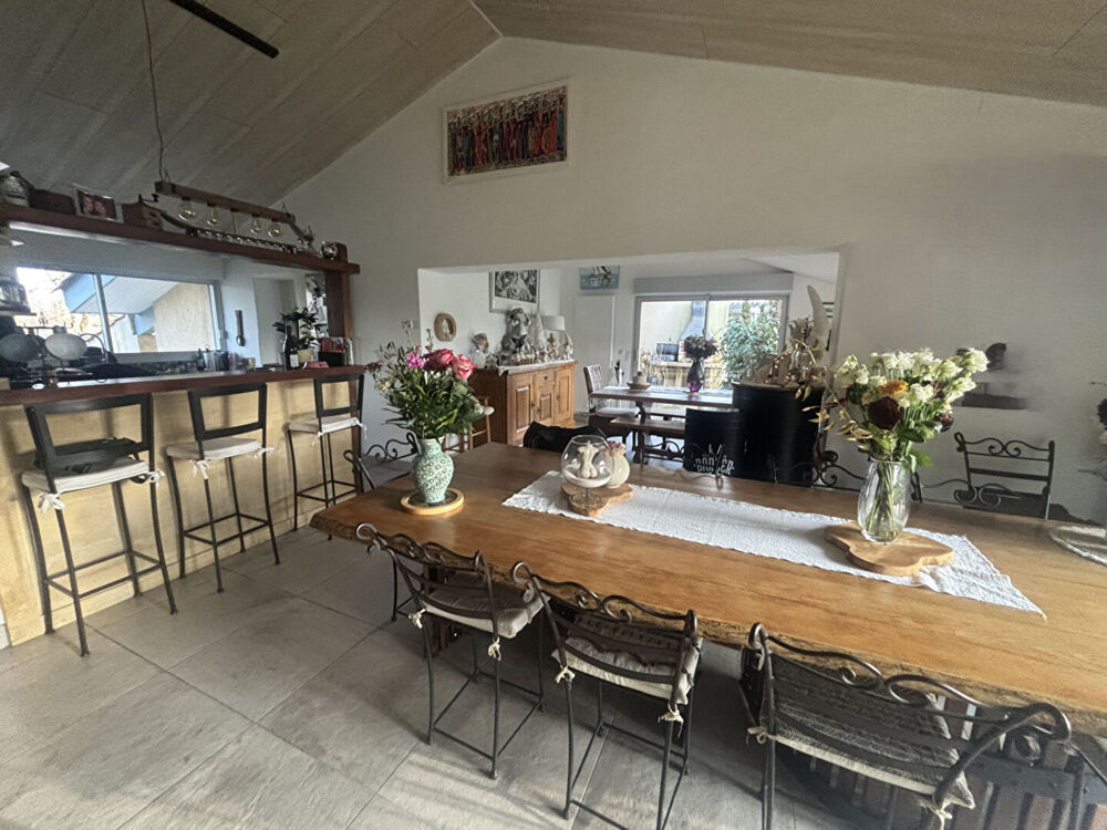 Maison d'architecte avec piscine et appartement indépendant