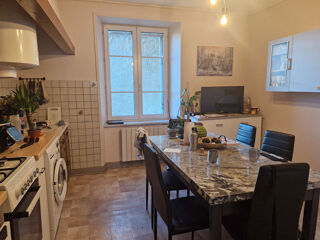  Immeuble � vendre 6 pi�ces 240 m�