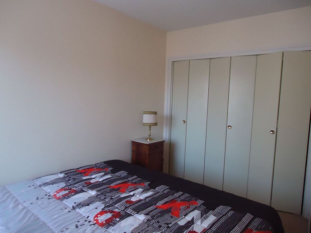 ROYAN, Appartement meublé de 75m², 2 chambres.