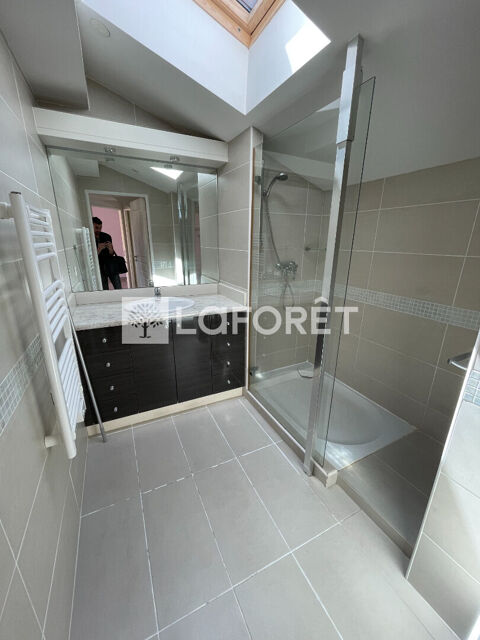  Appartement � louer 3 pi�ces 83 m�