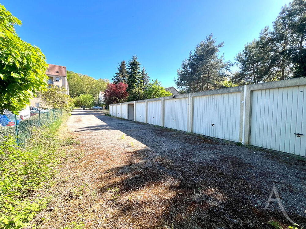 Vente Terrain Foncier à fort potentiel Terrain constructible 1 639 m²  Projet collectif R+3 Saint avold