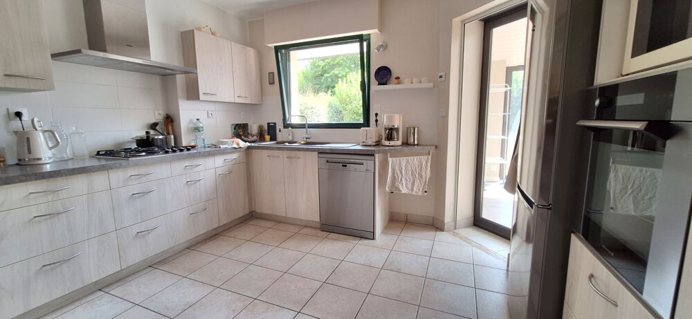 Vente Maison FOUESNANT BOURG - Maison contemporaine de 170 m² sur un joli terrain de 950 m² ! Fouesnant