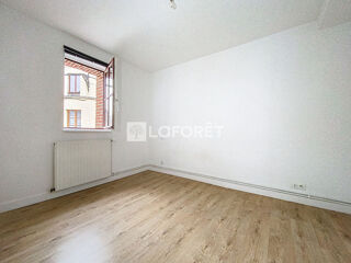  Appartement à louer 2 pièces 50 m²