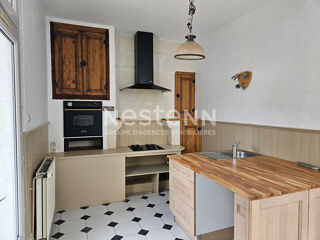  Maison à louer 7 pièces 161 m²