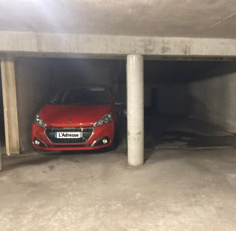  Parking / Garage � louer 