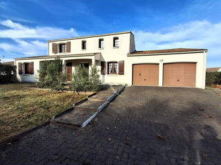  Maison  vendre 8 pices 191 m