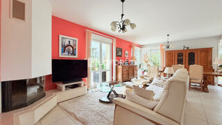  Maison � vendre 8 pi�ces 199 m�