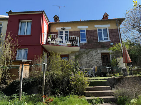   Maison Viarmes 5 pices 90 m2 + studio 20m Maison - 5 pice(s) - 110 m
