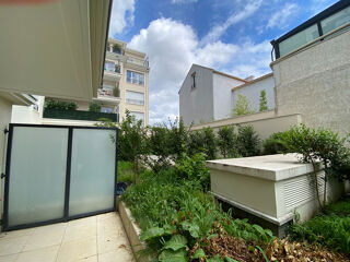  Appartement à louer 1 pièce 25 m²