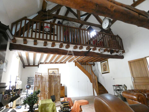  ASCHERES LE MARCHE Maison - 6 pi�ce(s) - 180 m�