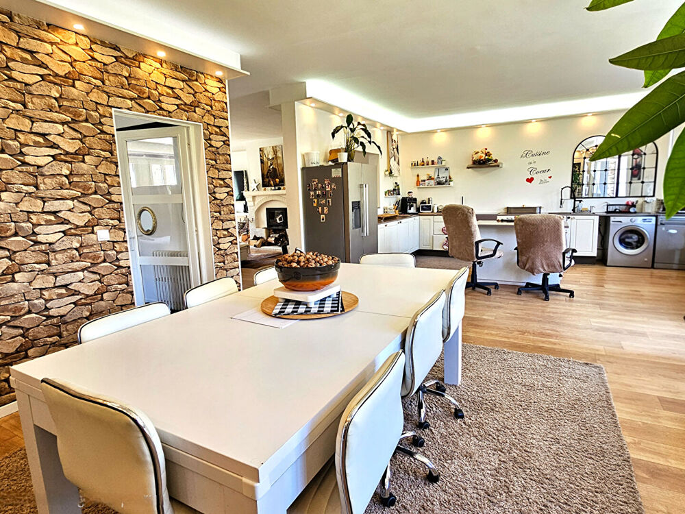 Vente Maison Maison de montagne au bord de l'eau Montferrier
