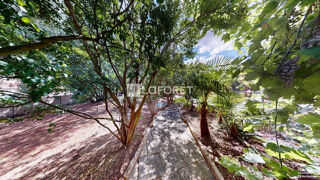  Maison � vendre 6 pi�ces 205 m�