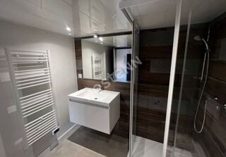  Appartement à louer 5 pièces 21 m² Yssingeaux