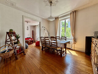  Maison à vendre 10 pièces 240 m²