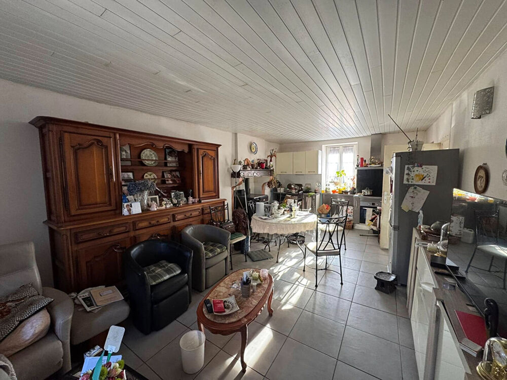 Vente Maison HAUTE VIENNE - Proche Chateauponsac -  SYMPATIQUE MAISON DE CAMPAGNE indépendante sur grand terrain de 5332m² avec divers abris. Balledent