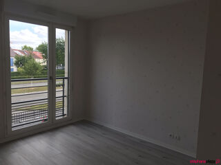  Appartement à louer 2 pièces 42 m²