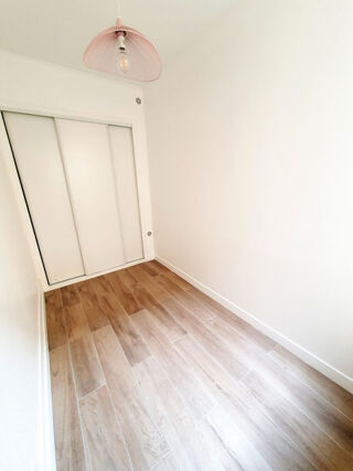  Appartement à louer 2 pièces 23 m²