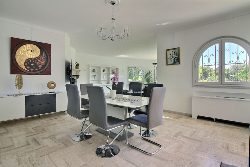 Vente Maison Mougins, Maison de caractère avec piscine 266 m² hab plus dépendances Mougins