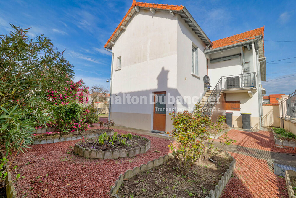 Maison 4 pièces 94 m² · à Riorges · 94 m² · 70 000 €