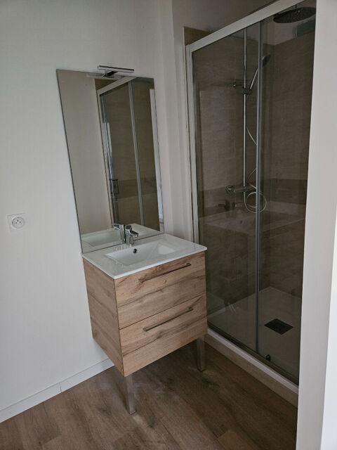  Appartement � louer 5 pi�ces 98 m� Loches