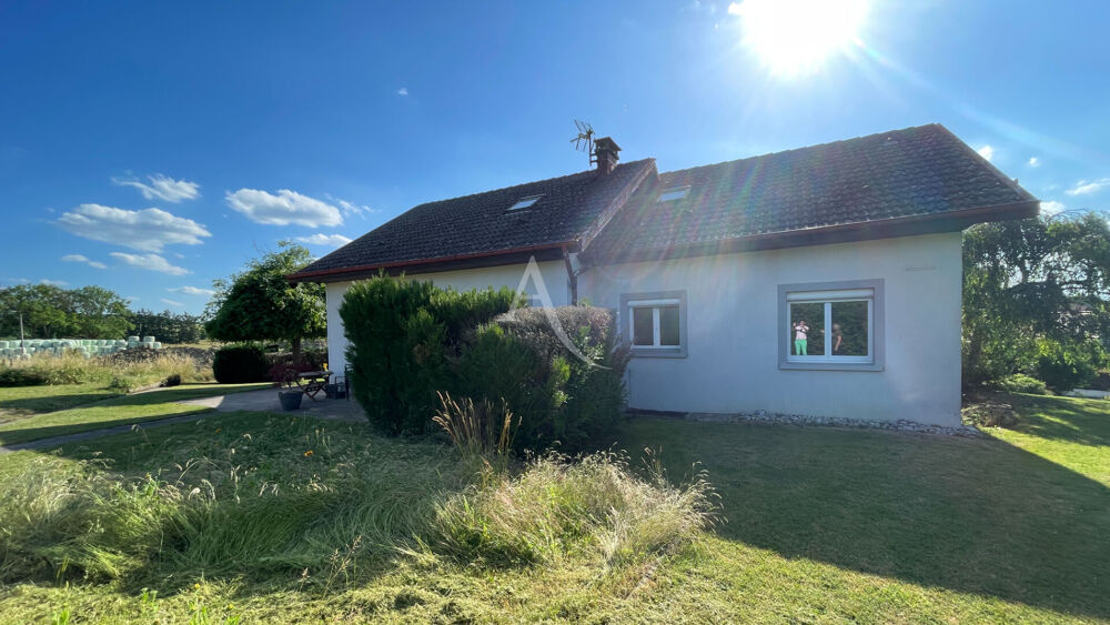 Vente Maison Maison  6 pièce(s) 141 m2 Sercoeur