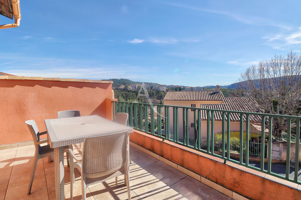 APPARTEMENT TYPE2 AVEC TERRASSE PLACE DE PARKING GREOUX LES BAINS