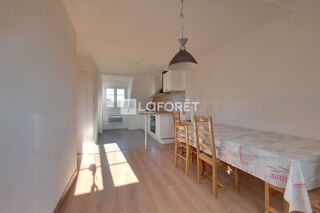  Appartement à louer 5 pièces 68 m²