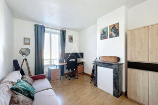  Appartement à louer 3 pièces 79 m²
