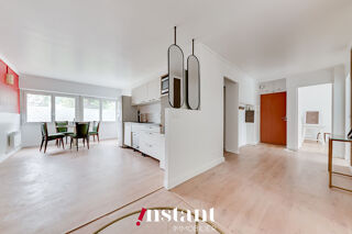  Appartement à louer 5 pièces 81 m²