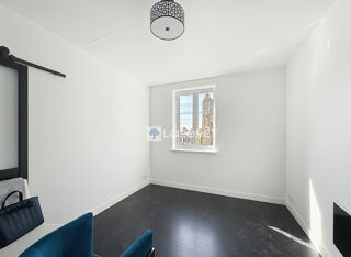  Immeuble � vendre 143 m�