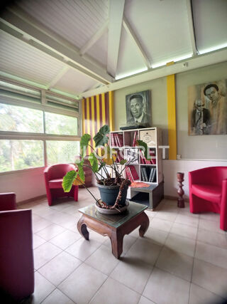  Maison � vendre 5 pi�ces 258 m�