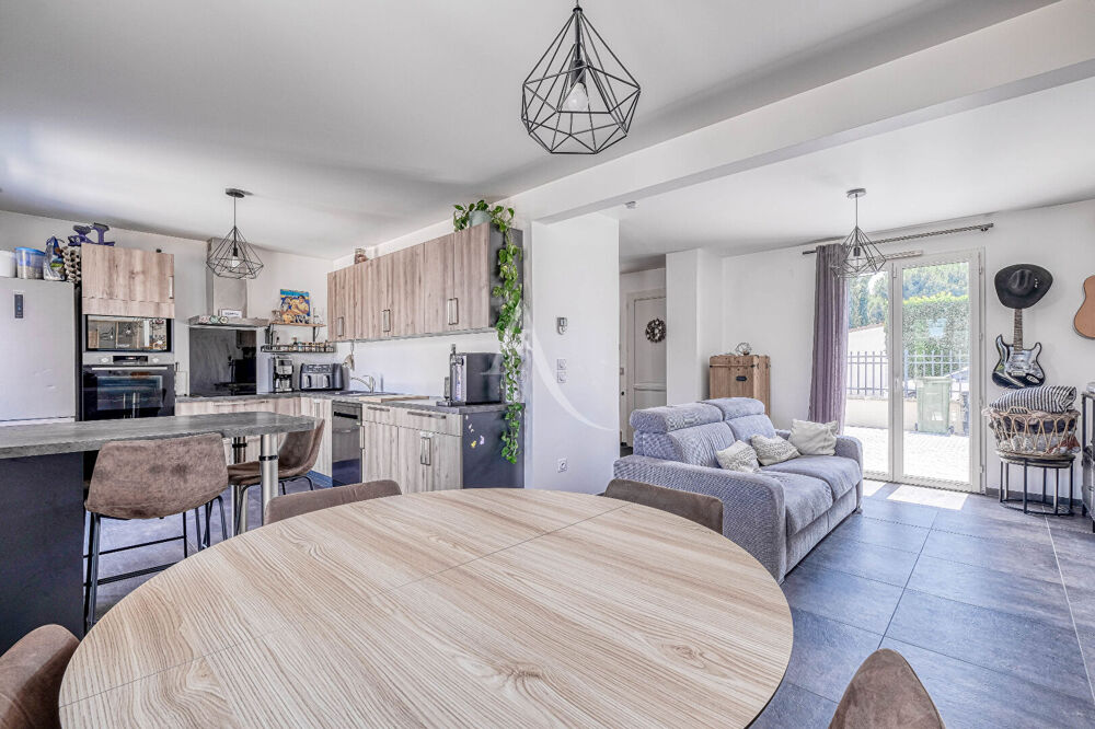 Vente Maison Maison individuelle récente avec jardin, garage et garantie décennale La houssaye en brie