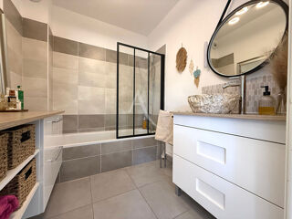  Appartement  vendre 4 pices 74 m