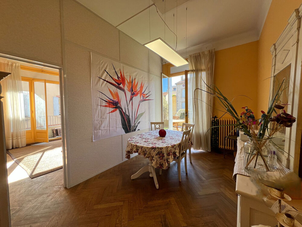 Appartement centre Caussade - grande terrasse - 3 chambres