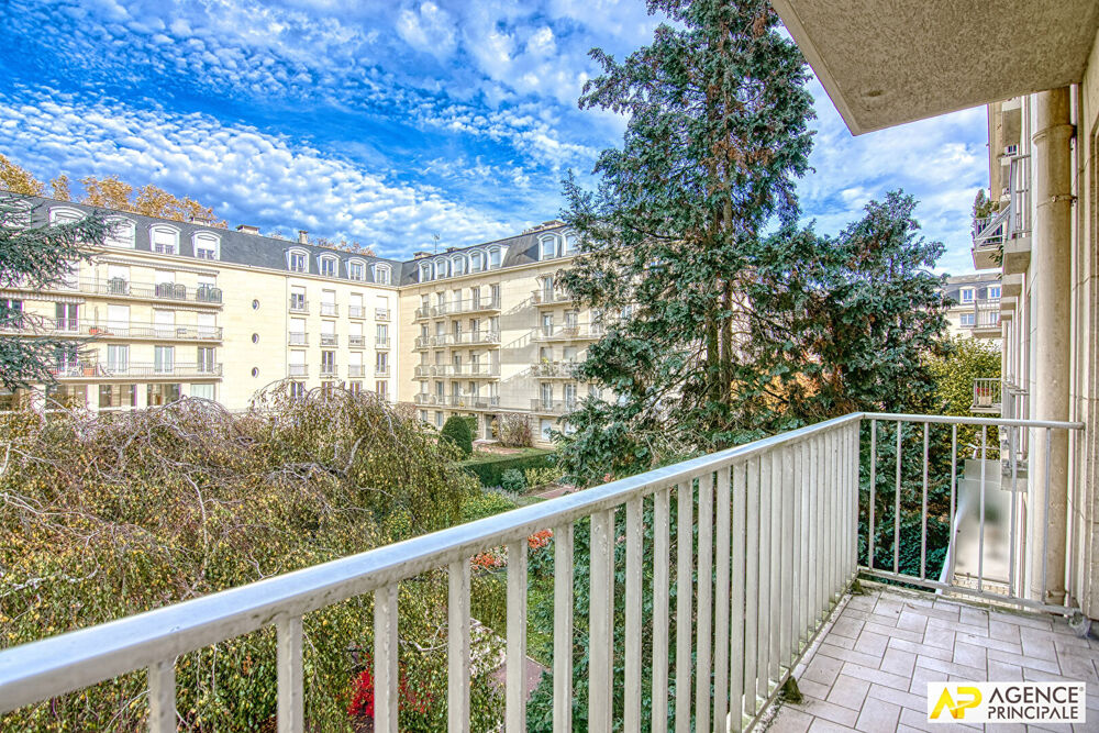 � vendre  Appartement Versailles (78000)