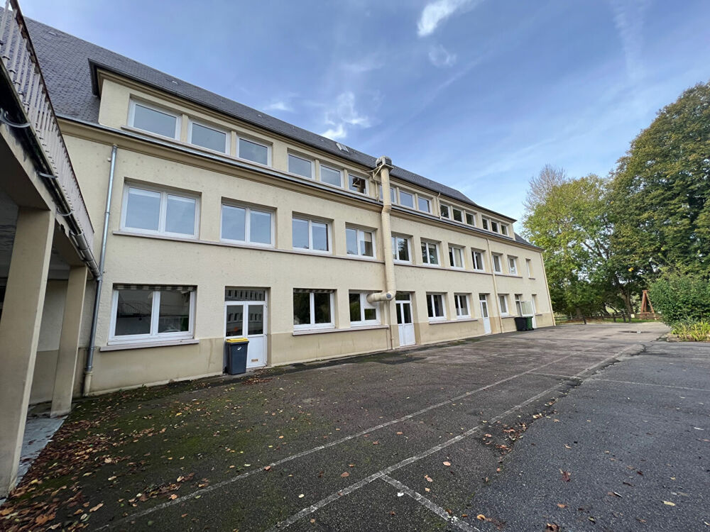 Vente Immeuble Immeuble région Bernay surface 2023 m2 - terrain 7600 m2 Bernay