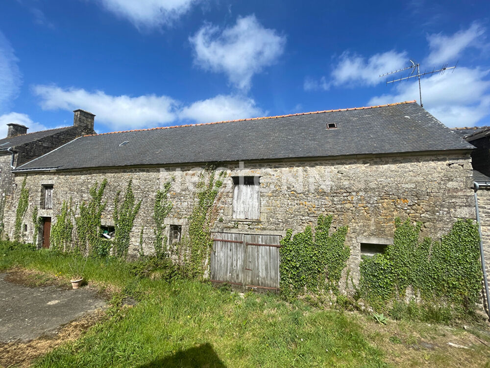 Maison en pierres à rénover Sulniac centre / Bretagne Sud / Morbihan