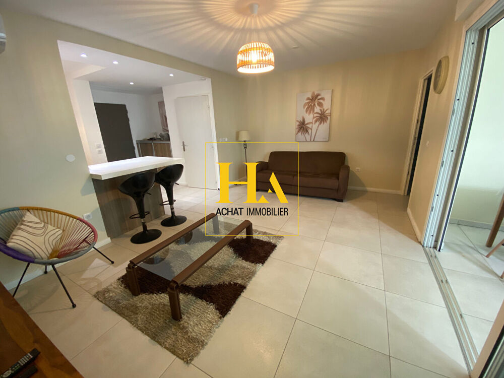 � vendre  Appartement Saint-Gilles Les Bains (97434)