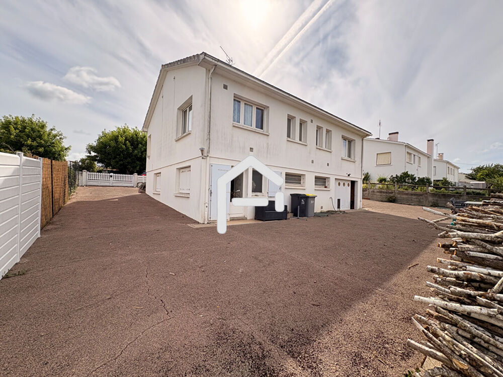 Maison 6 pièces à vendre à Le Champ Saint Père - 218 000