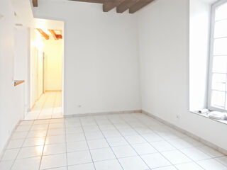 Appartement à louer 3 pièces 76 m²