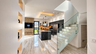  Maison à vendre 6 pièces 174 m²