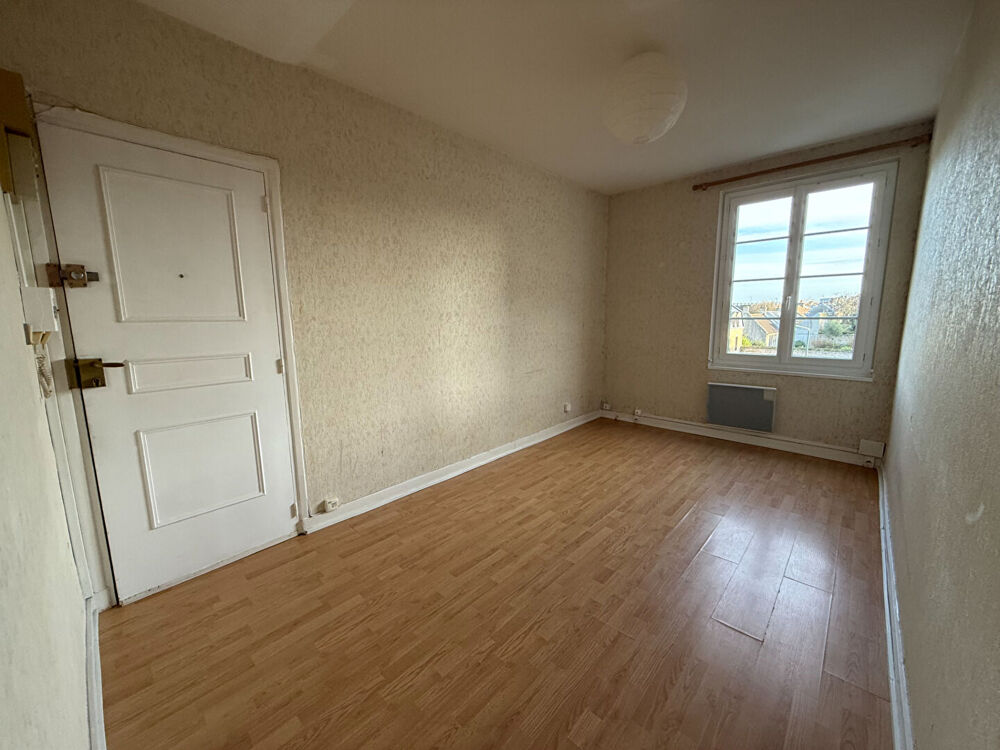 Location Appartement APPARTEMENT 3PP - PLACE DE LA BASILIQUE - DOUVRES LA DELIVRANDE Douvres la delivrande