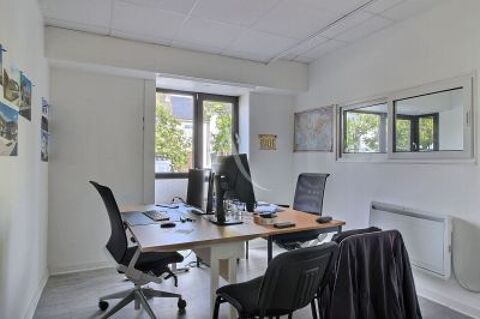 Local commercial Grand Couronne 67.46 m2 850 76530 Grand couronne