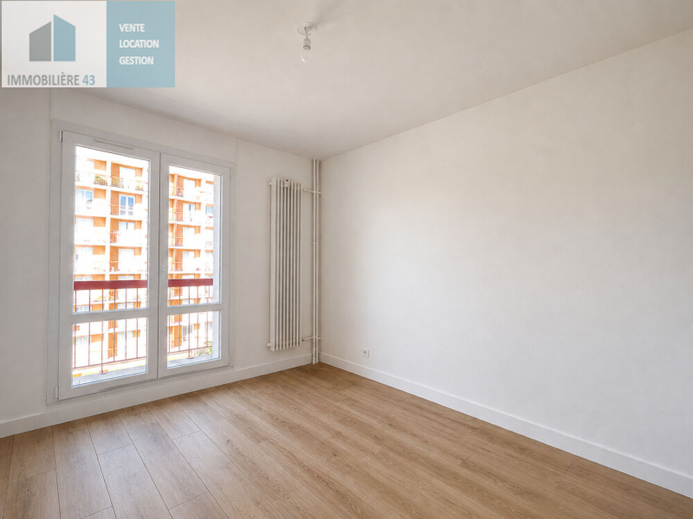 Location Appartement Appartement  4 pièce(s) Vals pres le puy
