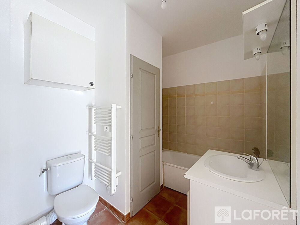 Vente Appartement ORANGE CENTRE - Appartement 30m² récent, avec jardin privatif Orange
