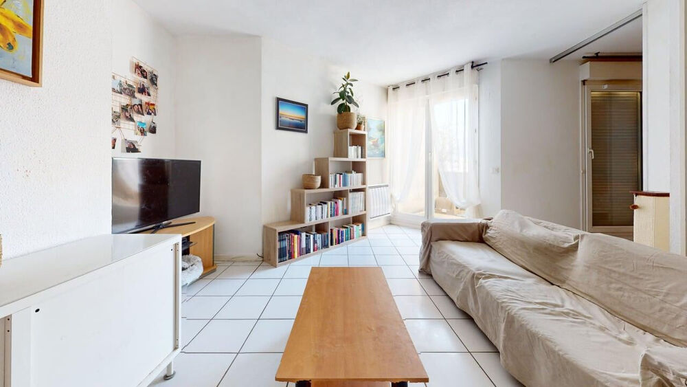 STUDIO TYPE T1BIS 35M2 AVEC TERRASSE et VUE VERCORS