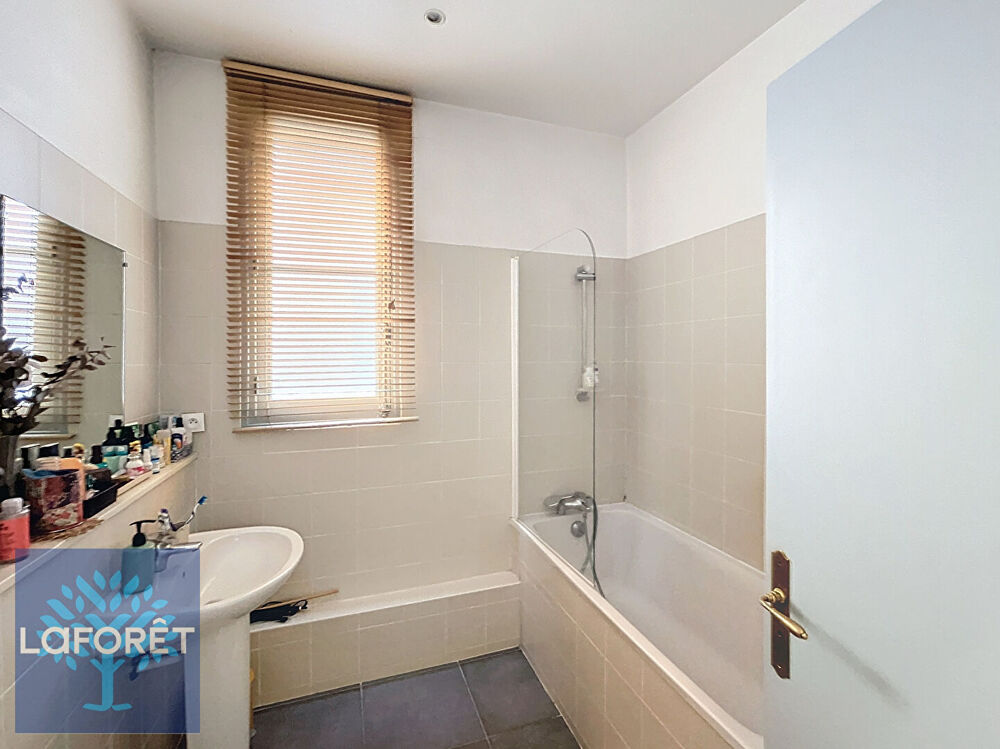 AVIGNON INTRA MUROS Appartement Duplex Avignon 2 pièce(s) 61.47 m²