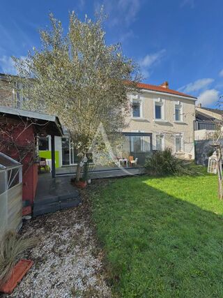  Maison à vendre 8 pièces 209 m²