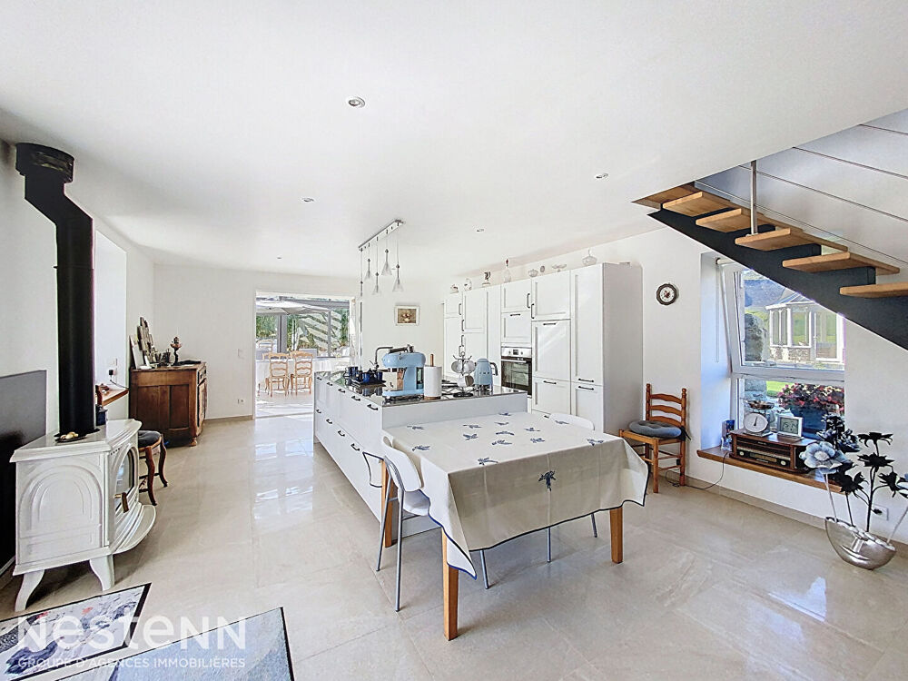 Magnifique propriété de 396m², 4 habitations, 4 hectares de terrain sur SCAER